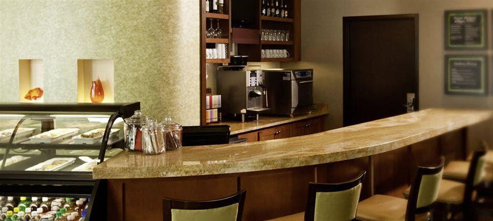 Hyatt Place Chicago-South/University Medical Center Bagian luar foto
