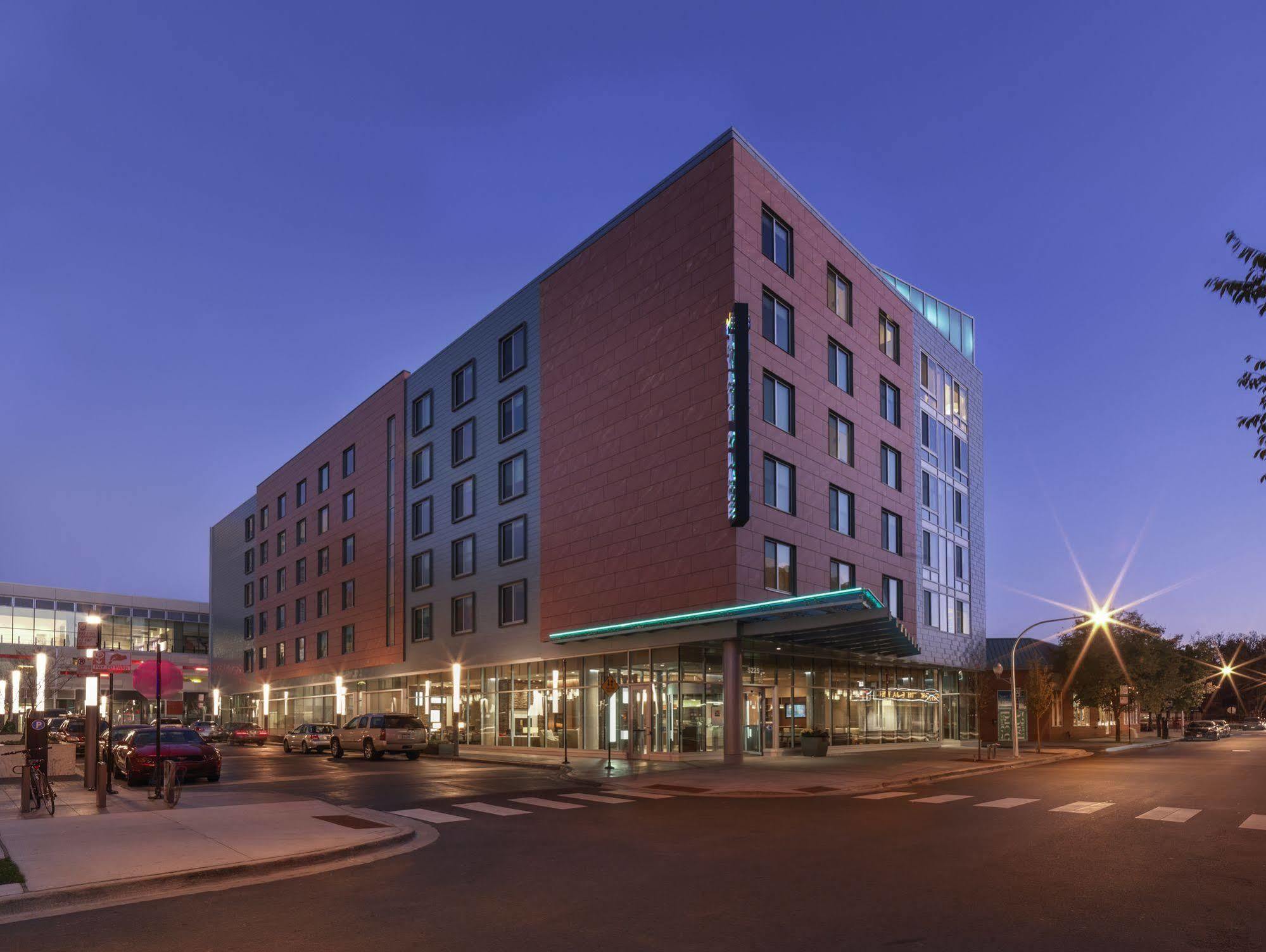 Hyatt Place Chicago-South/University Medical Center Bagian luar foto